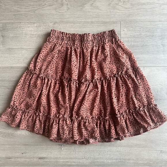 EUC Vestique printed mini skirt - size medium - Picture 4 of 4